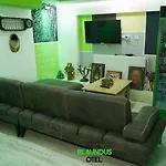 Blaundus Hotel *