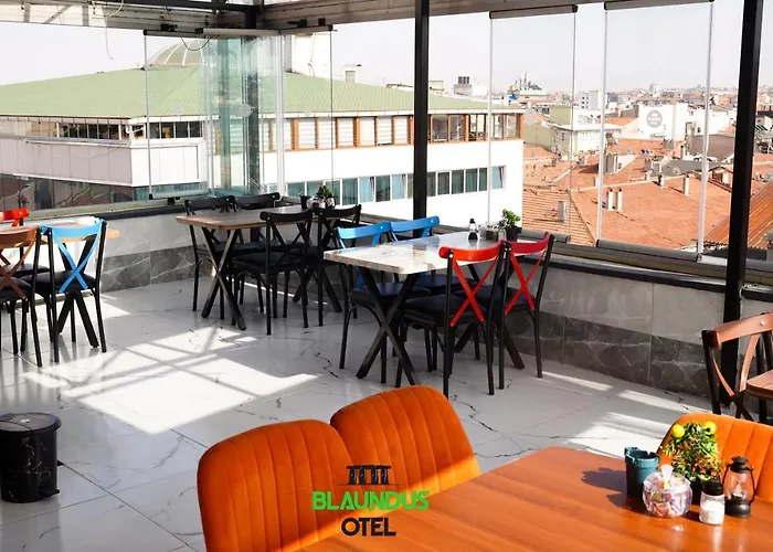 Blaundus * אושאק